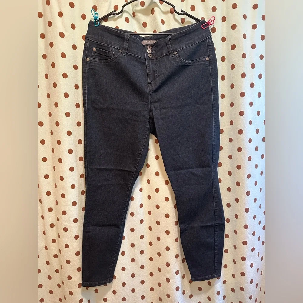 Torrid Super Stretch Jegging, Dark Wash, Size 16R, Lightly Used - Picture 1 of 5
